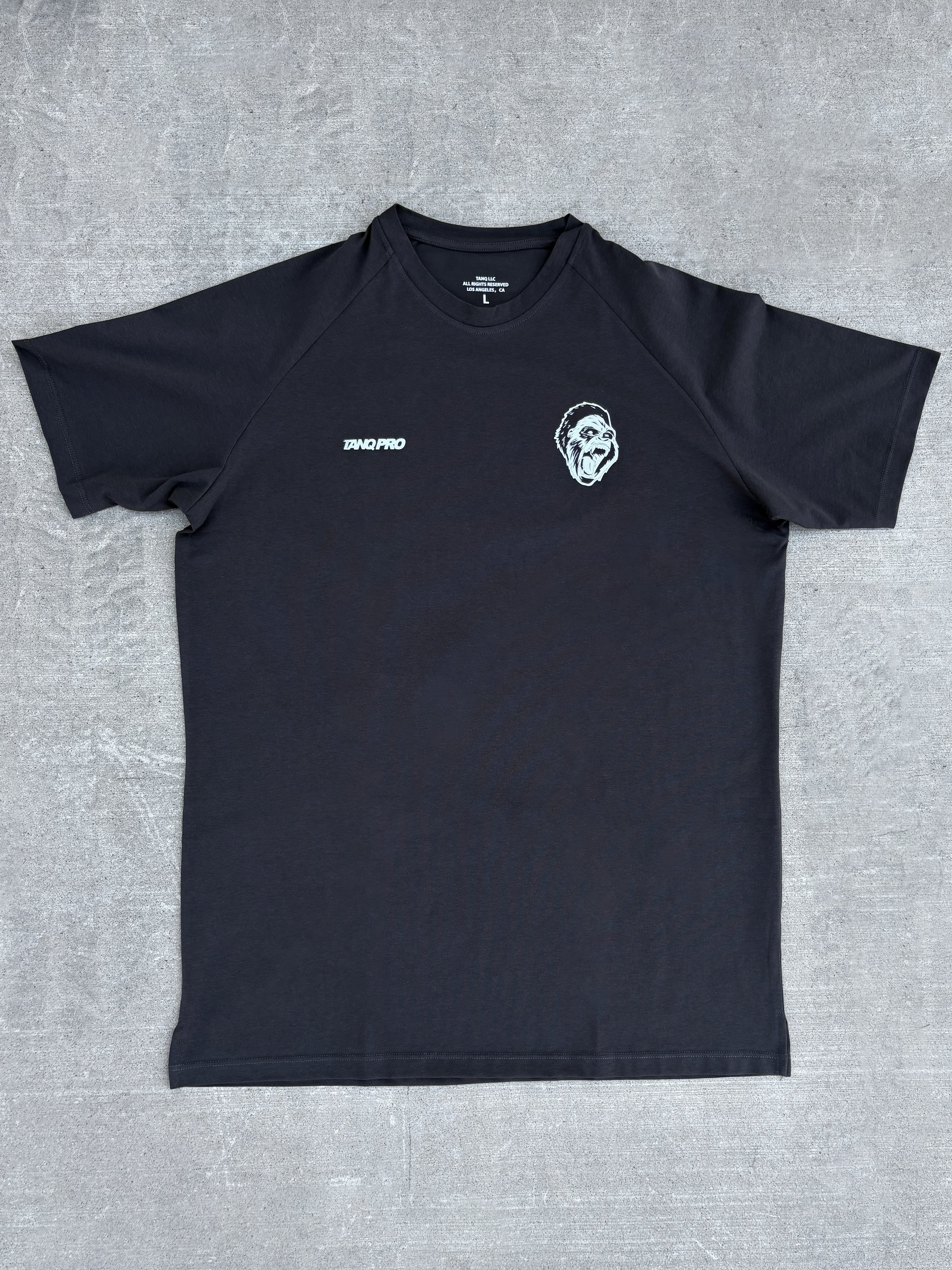 TANQ PRO PERFORMANCE TEE CHARCOAL