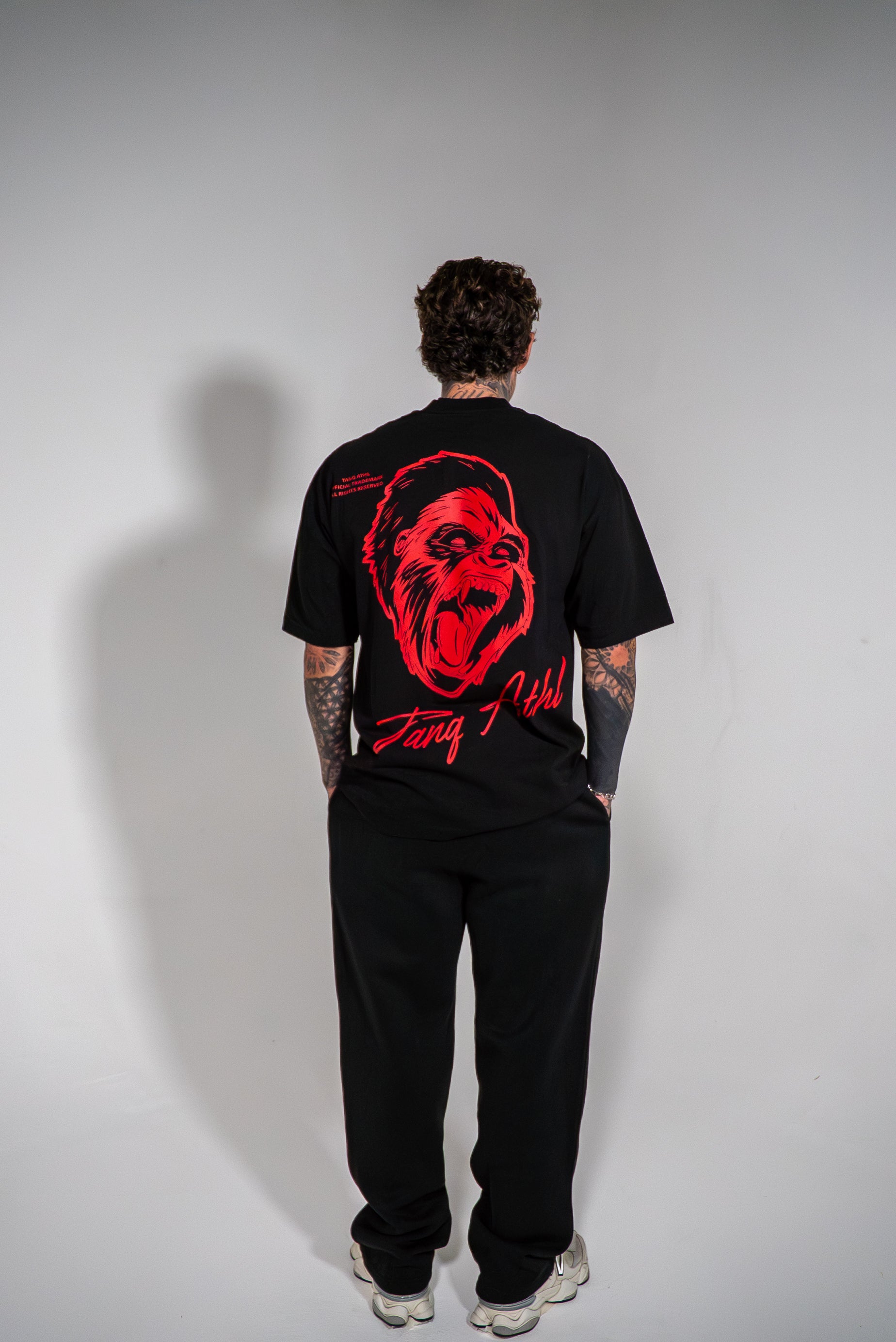 Classic Gorilla Tee Black/Red