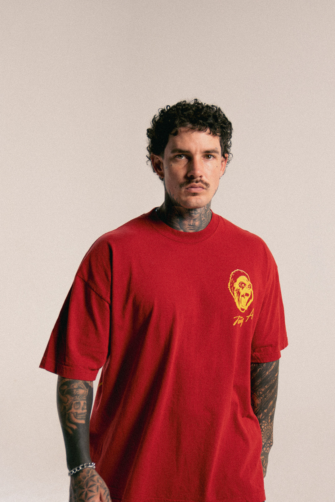 CLASSIC GORILLA TEE RED