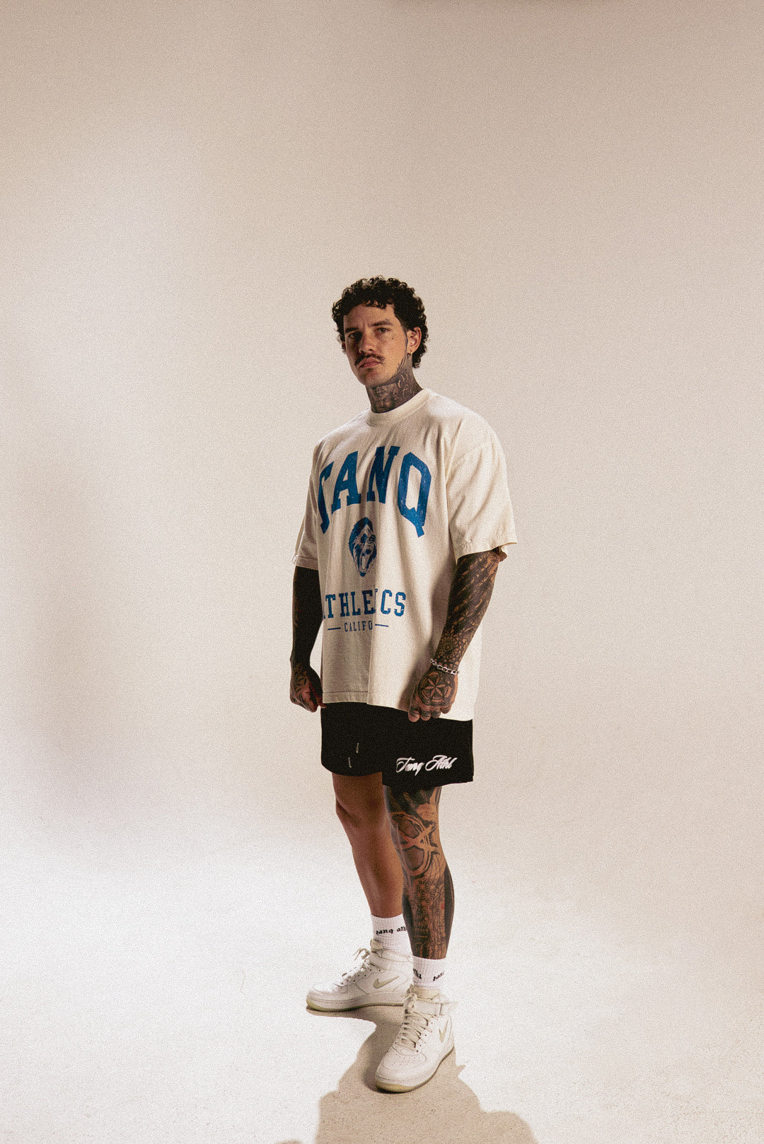 ATHLETICS TEE CREAM/BLUE