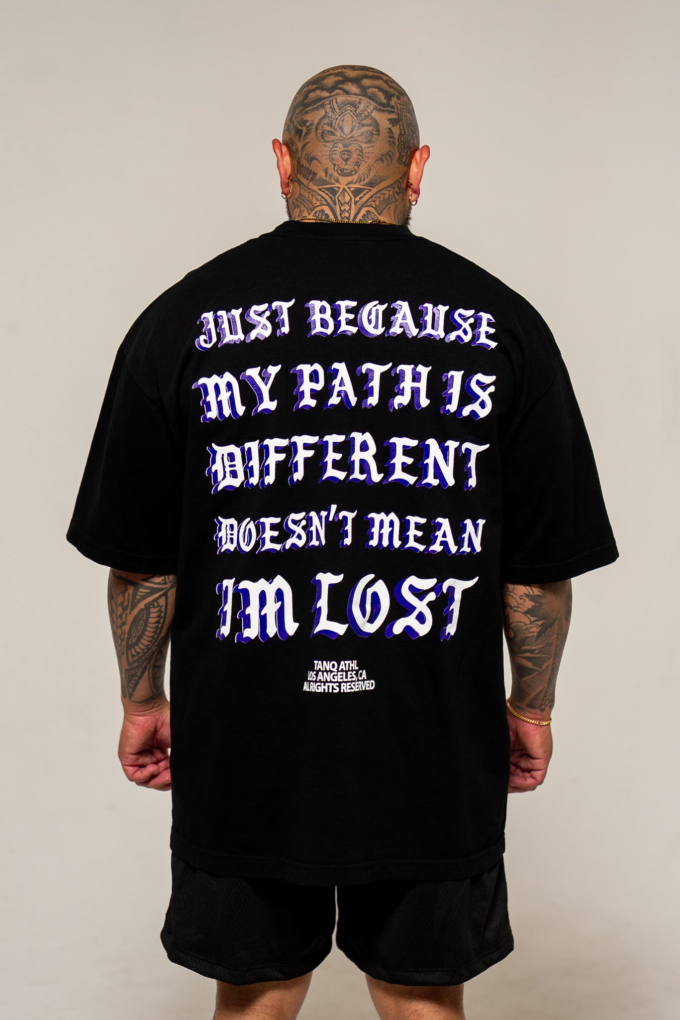 Different Path Tee Black