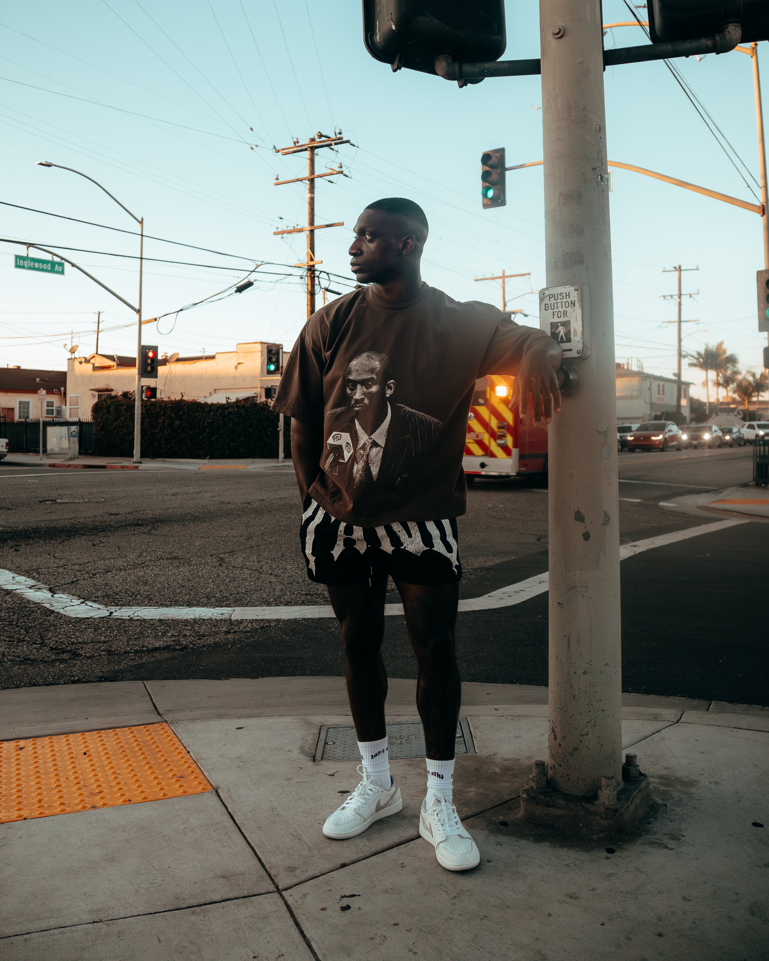 BIG ARCH MESH SHORTS