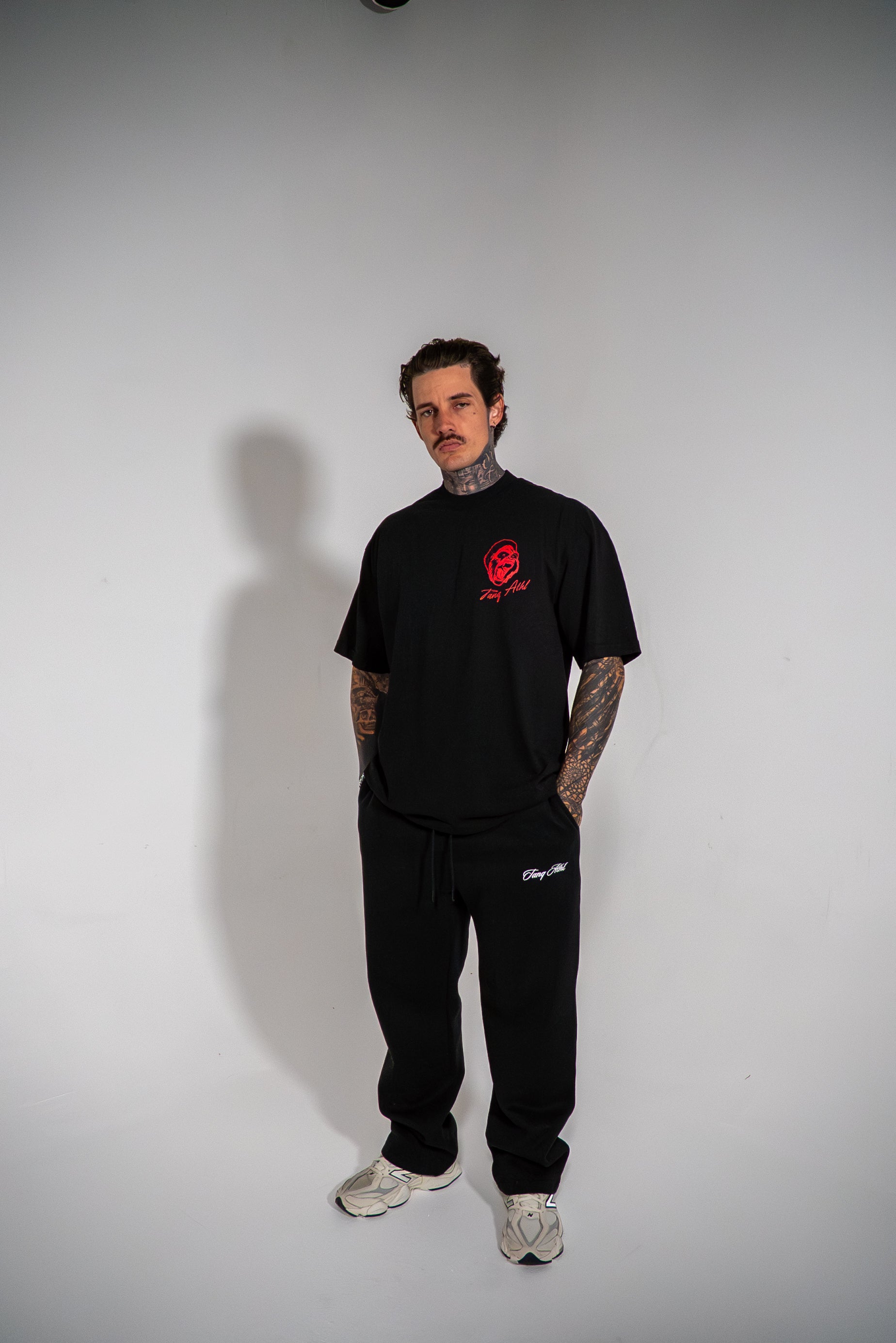 Classic Gorilla Tee Black/Red