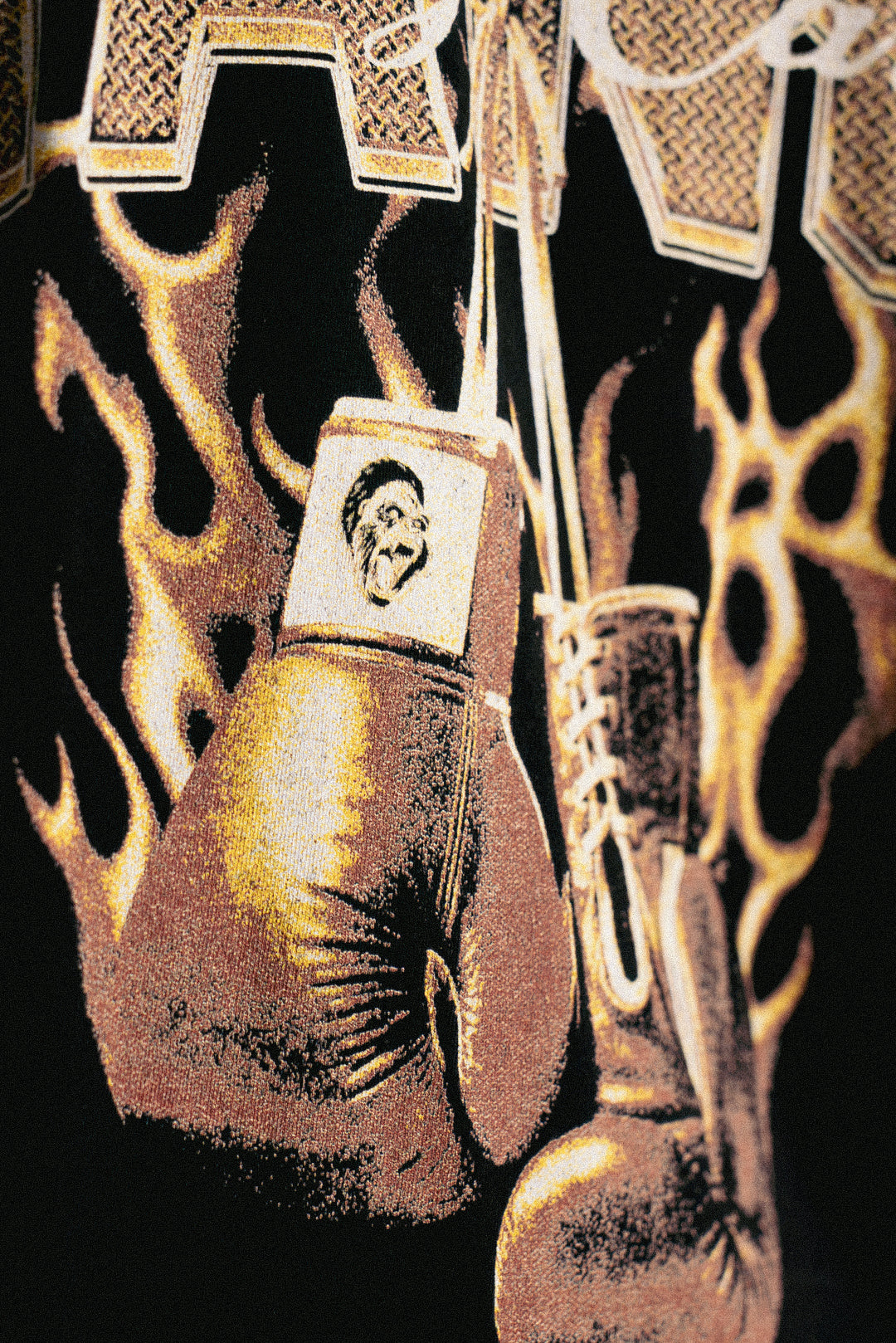 FLAMMING GLOVES TEE