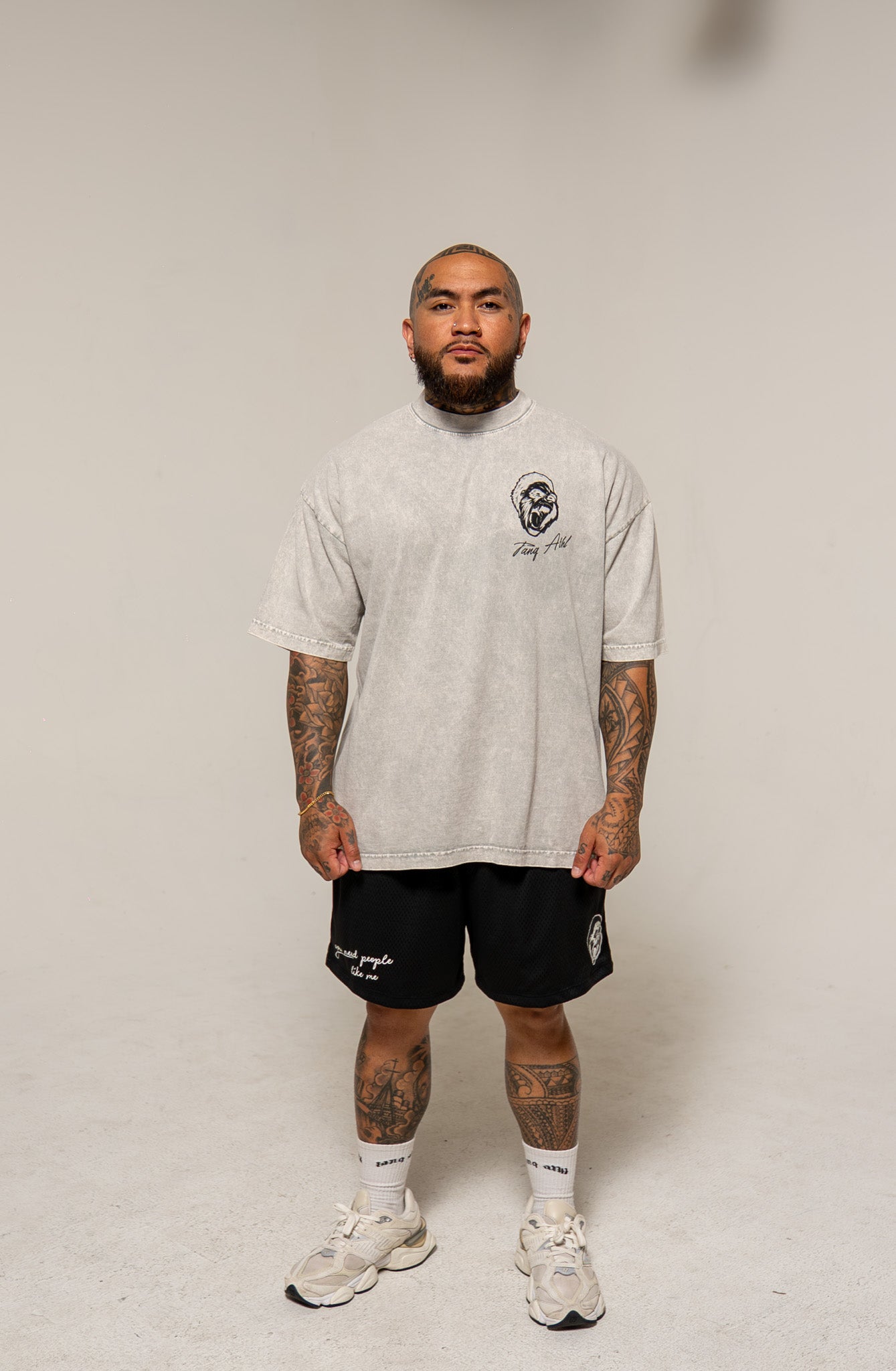 Classic Gorilla Head Tee Limestone Wash/Negative