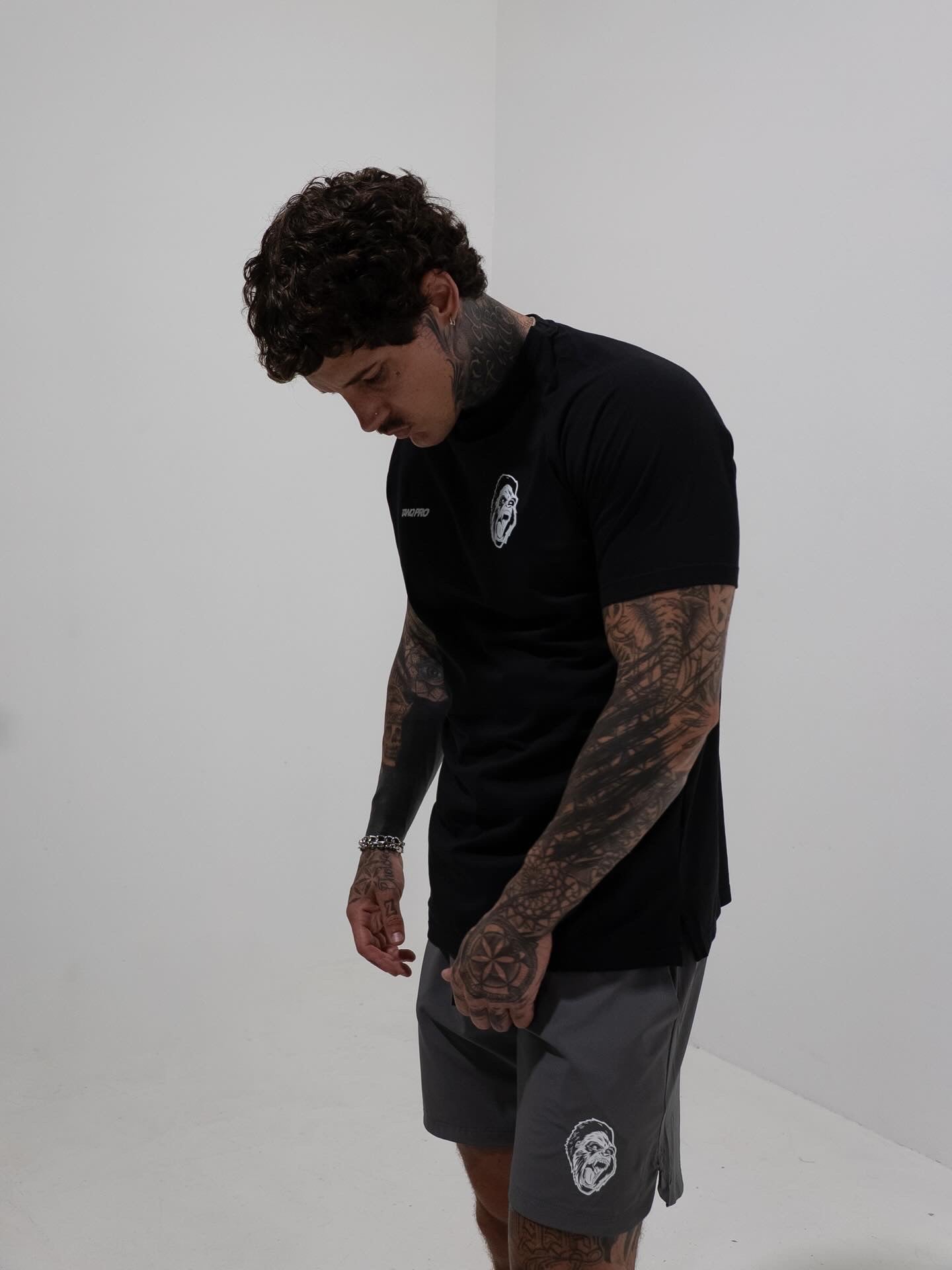 TANQ PRO PERFORMANCE TEE BLACK