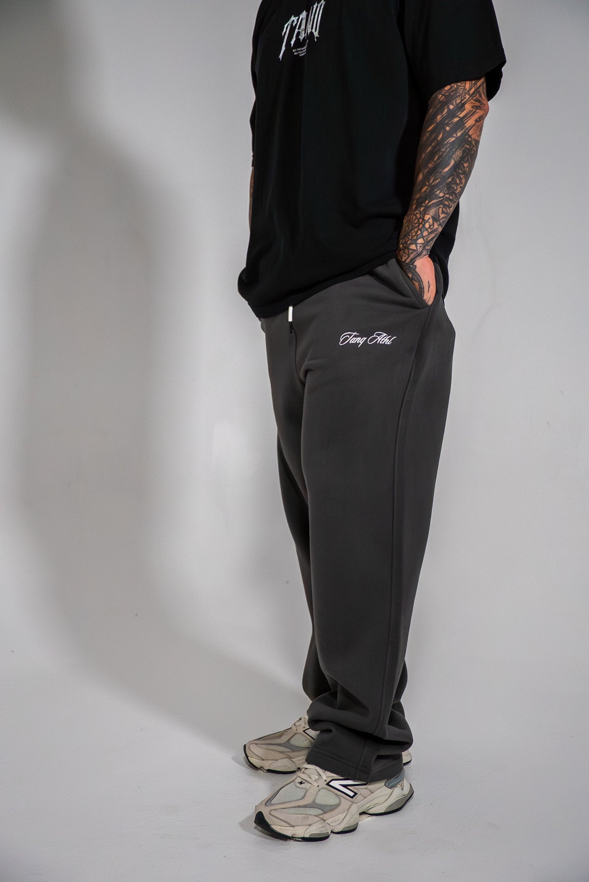 Straight Leg Sweats Charcoal